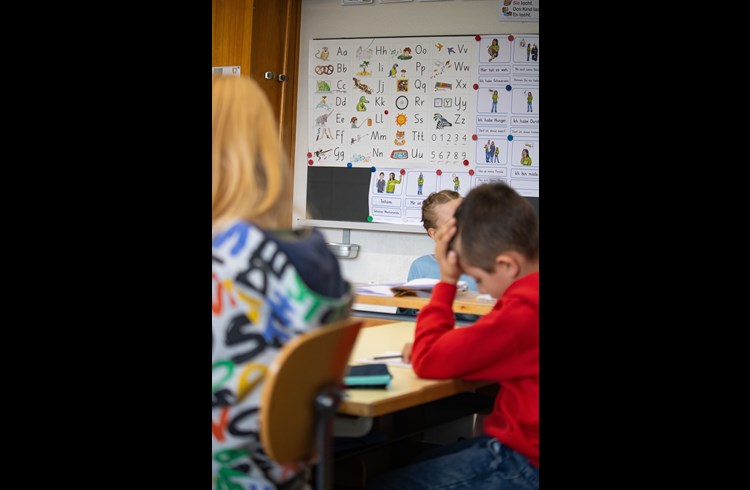 16 Kinder aus der Ukraine besuchen in Sempach Station die Schule. (Foto Franziska Haas)