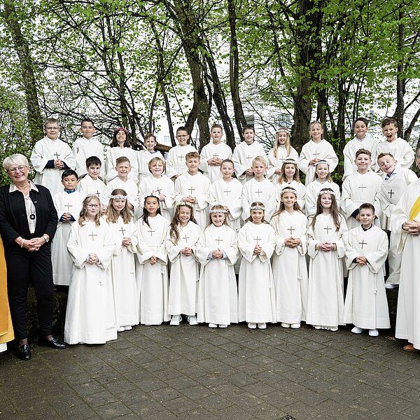 
									Ihr erster «Leib Christi» –Erstkommunion 2026: Bild 12
								