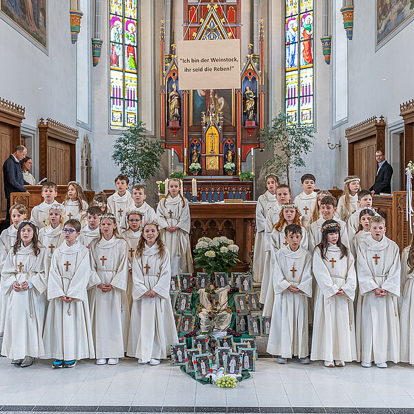 
									Ihr erster «Leib Christi» –Erstkommunion 2026: Bild 1
								