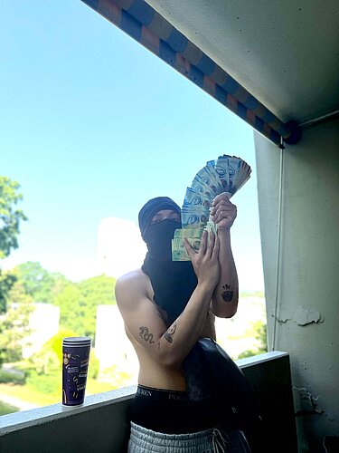 162808_162816.jpeg