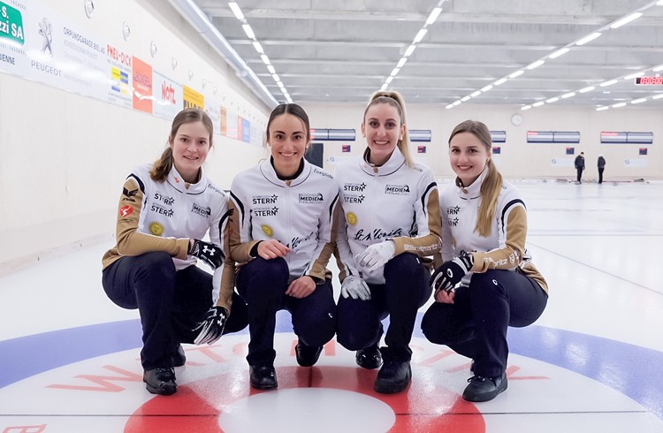 Das Team St. Moritz ist für die Medaillenjagd bereit (von links): Marina Loertscher, Raphaela Keiser, Elena Mathis und Selina Witschonke. (Foto zVg)