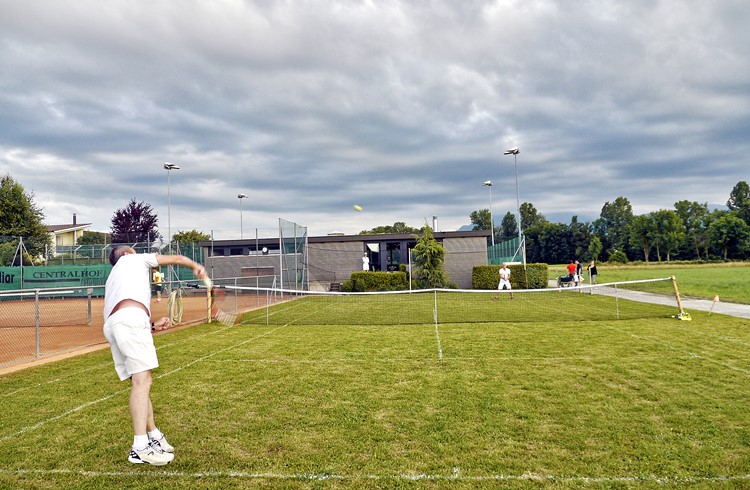 Kein Wimbledon-Rasen, sondern ein 4. Allwetterplatz soll hier entstehen. (Foto zVg)