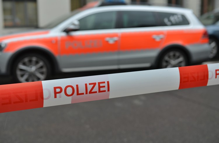 Eine zivile Patrouille der Luzerner Polizei nahm am letzten Freitag zwei Raser fest. (Symbolbild Luzerner Polizei)
