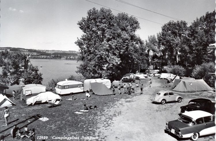 Bereits in den 60er-Jahren ein beliebtes Ferienziel: der Camping-Platz in Sempach. (Foto Stadtarchiv Sempach)