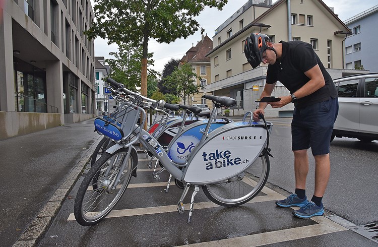 Dank Leihvelos nachhaltig unterwegs: Das Leihsystem von Nextbike hat sich in der Region Sursee etabliert. (Foto Daniel Zumbühl/Archiv)
