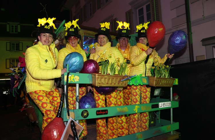 Auch immer an der Städtlifasnacht dabei: Die Gschmorige, ehemalige der Guuggenmusik Geuguseer. Sie selber feiern heuer das 40-Jährige, die Geugguseer das 50-jährige Jubiläum. (Foto Geri Wyss)