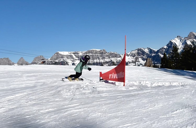 Die 12-Jährige kommt aus Büron und steht schon seit Jahren auf dem Snowboard. (Foto zVg)
