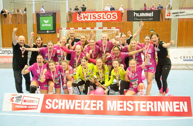 Das Team vom Sempachersee ist Schweizer Handballmeister. (Foto zVg)