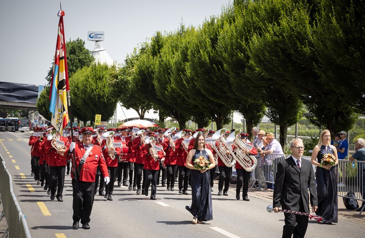 Brass Band Feldmusik Nottwil bei der Parademusik. (Foto zvg)