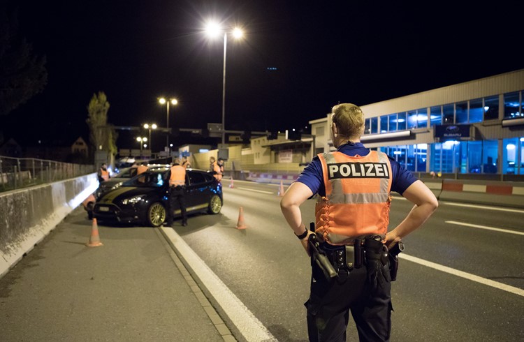 Bei diesem Foto handelt es sich um ein Symbolfoto der Luzerner Polizei. (Foto Symbolfoto/Luzerner Polizei)