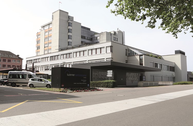 Heute befindet sich das Luzerner Kantonsspital an der Spitalstrasse in Sursee. Wo der Neubau gebaut wird, soll morgen kommuniziert werden.  (Foto Ana Birchler-Cruz)