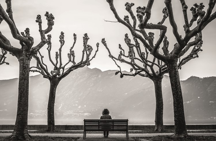 Einsamkeit lässt sich als negatives Gefühl beschreiben. (Foto Unsplash/Christophe Dutour)
