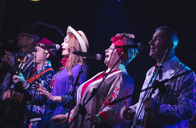 Die Hudaki Village Band verwandelt jede Konzertlokalität in einen Ort der Lebensfreude. (Foto zvg)