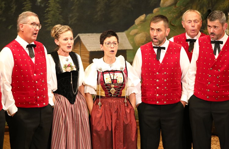 Ihre Qualität hatten die Neuenkircher auch am Zentralschweizerischen Jodlerfest mit «Chum lueg» von Hannes Fuhrer unter Beweis gestellt, das sie am Konzert ebenfalls sangen. (Foto Geri Wyss)