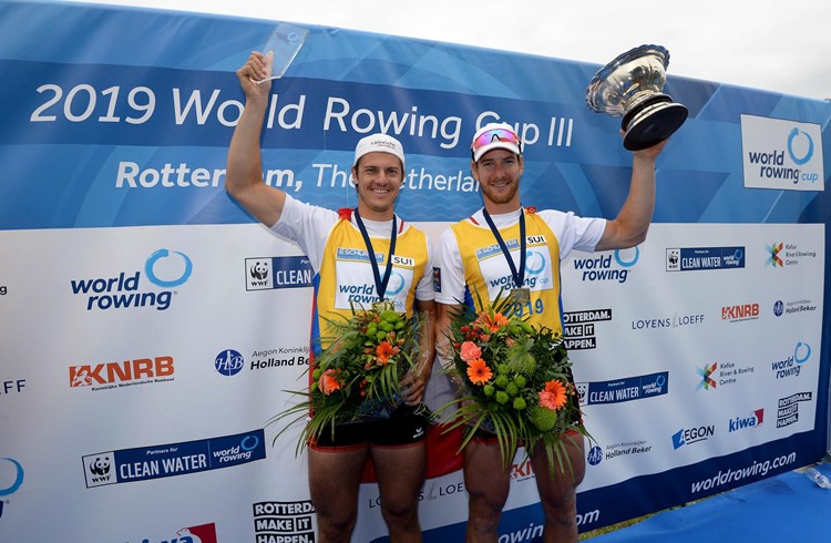 Roman Röösli (links) und Barnabé Delarze holten sich den zweiten Weltcup-Sieg in Serie (Foto Swiss Rowing/Detlev Seyb).