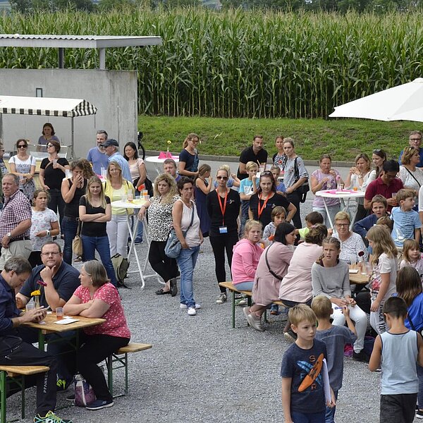 
									Ferienspass NHS Abschlussfest: Bild 3
								