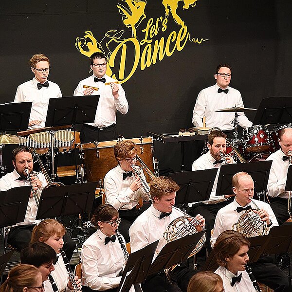 
									Jahreskonzert der Feldmusik Hellbühl - "Let's Dance": Bild 5
								