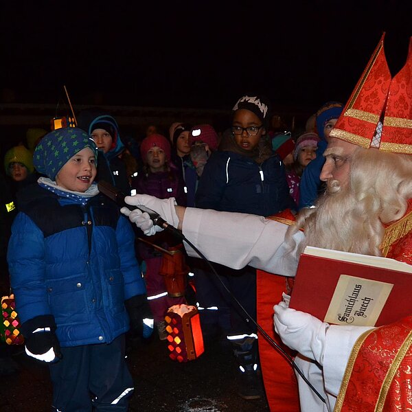 
									Die vielen Gesichter des Samichlaus: Bild 2
								
